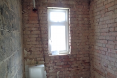 nuneaton-bathrooms-back-to-brick-small-bathroom