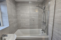 simple-family-bathroom-fitted-nuneaton