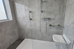 low-level-walk-in-mobilitry-shower-nuneaton