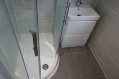 quadrant-shower-fitted-by-nuneaton-bathrooms