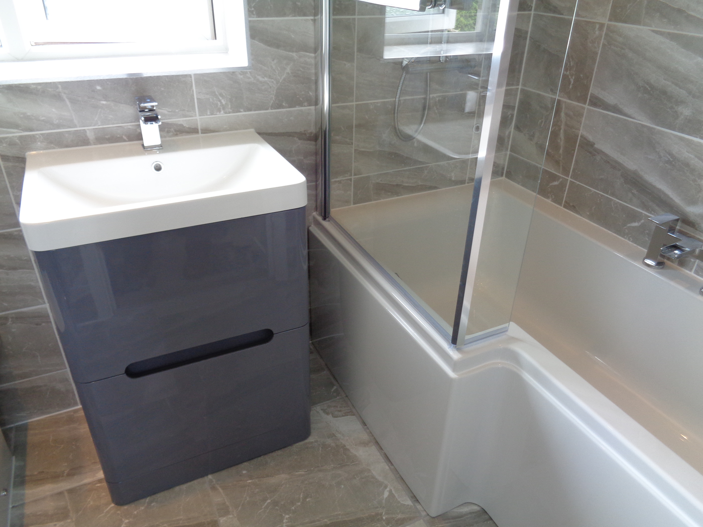 Nuneaton Bathrooms fitted L Shaped Shower Bath Nuneaton Bathrooms