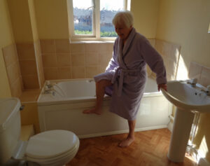 Lady Cannot get into the bath